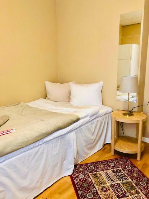 Golden Hostel Єрфелла Екстер'єр фото